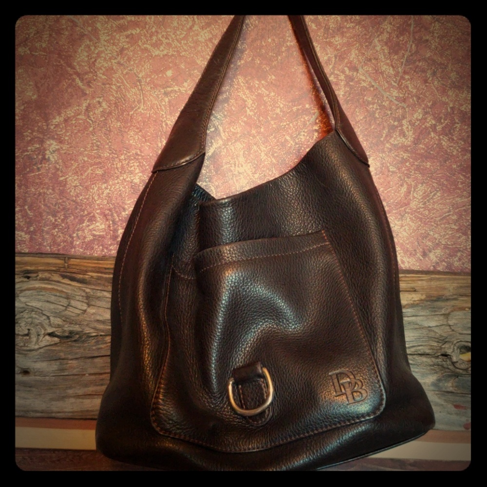 Dooney&Bourke leather buckle purse